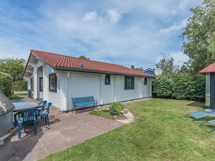 Ferienhaus für 6 Personen, mit Terrasse und Garten in Renesse - 2