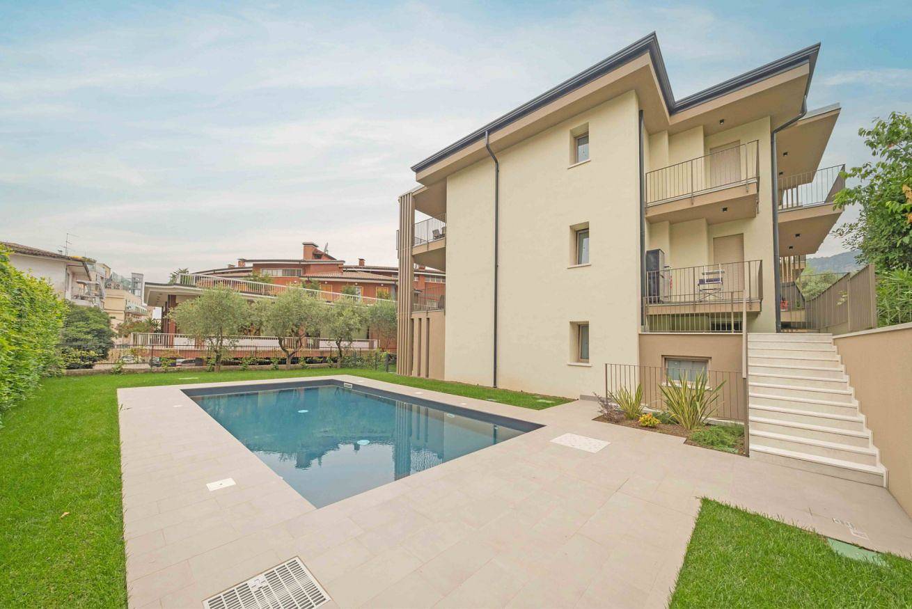 Apartamento entero, Apartmentsgarda - Eleonora 5 in Garda, Montañas Garda