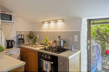Villa pour 4 Personnes dans Brando, Haute-Corse, Photo 4