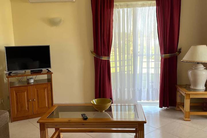 Ganze Wohnung, T1 Vila da Praia, Alvor in Wohnanlage mit Pool Free Wifi. 1957 / Al in Alvor, Faro Distrikt