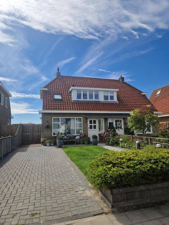 Ferienhaus für 5 Personen, mit Terrasse und Garten sowie Ausblick in Harlingen