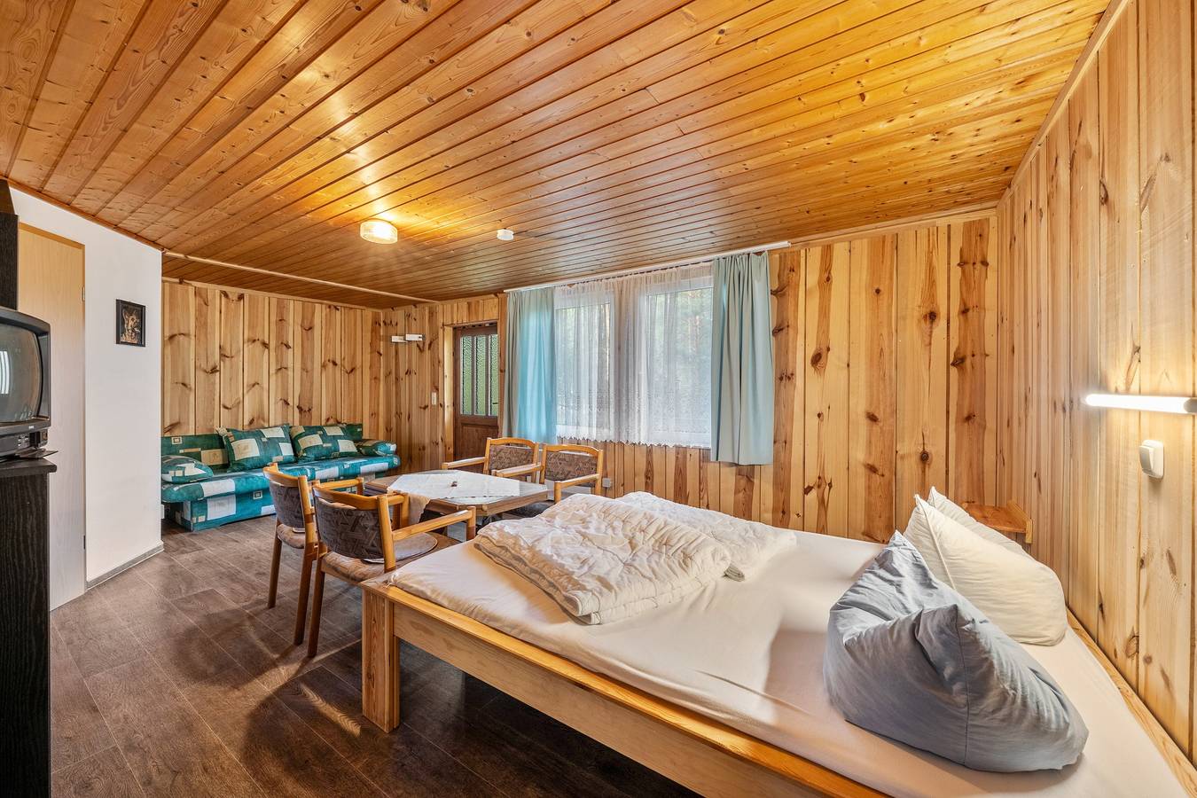 Bungalow '10 - Kimbucht' mit privater Terrasse und gemeinsamem Garten in Waldhufen, Oberlausitz-Niederschlesien