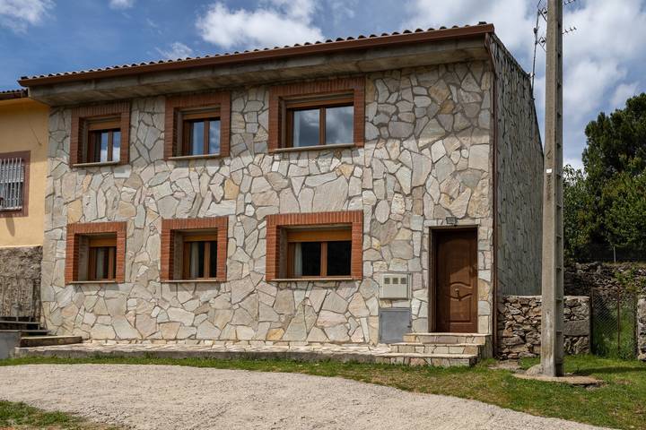 Casa de vacaciones para 8 personas, con jardín y vistas al lago en Valle del Alberche - 2