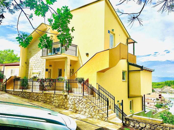 Ganze Wohnung, Ferienwohnung für 6 Personen mit Balkon/Terrasse in Blace, Dubrovnik-Neretva