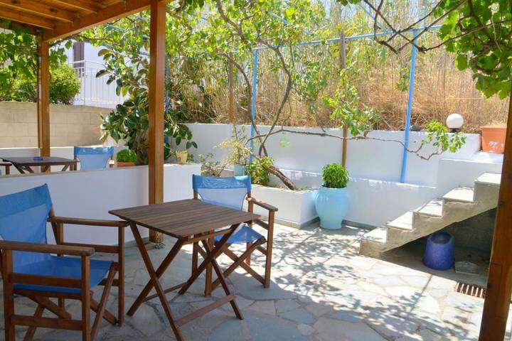 Gîte pour 2 personnes, avec jardin et terrasse dans Milos - 3