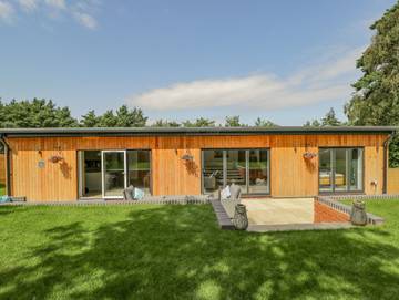 Cottage for 10 People in Purbeck District, South West England, Photo 1