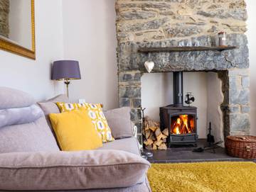 Log Cabin for 4 People in Betws-y-Coed, Conwy region, Photo 4