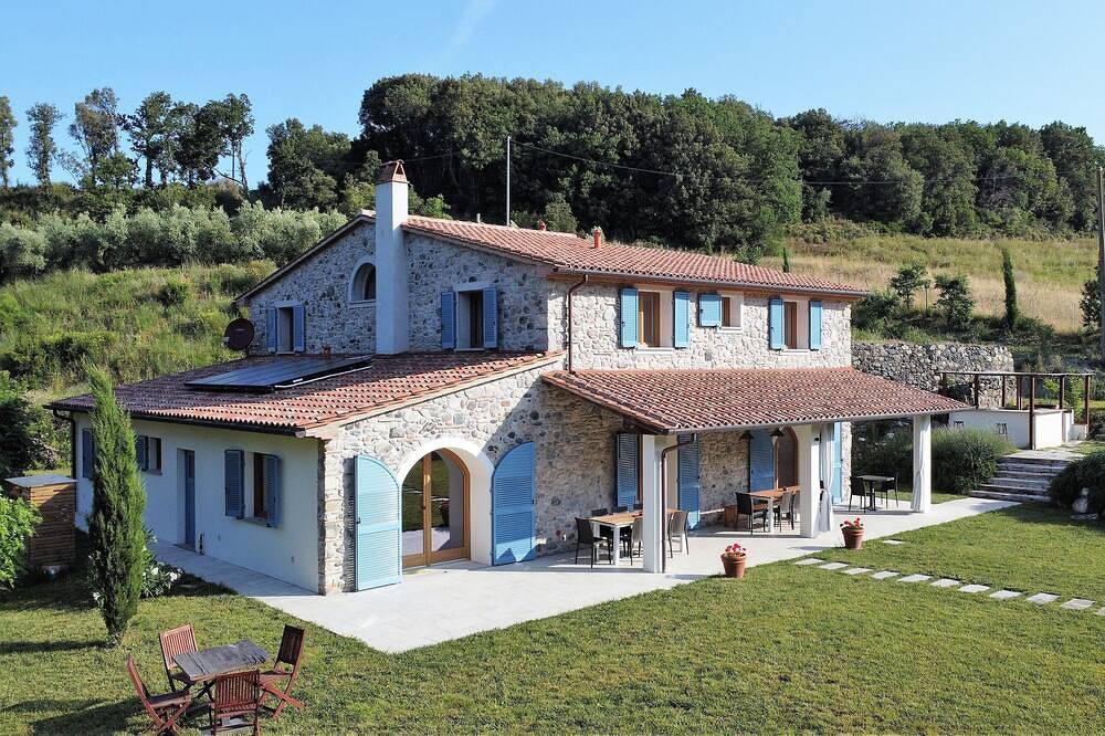 Agriturismo per 14 Persone in Santa Luce, Riviera Toscana