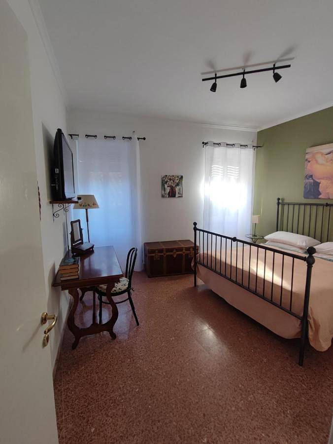 Gîte pour 3 personnes, avec terrasse et vue, adapté aux familles à Fara in Sabina - 4