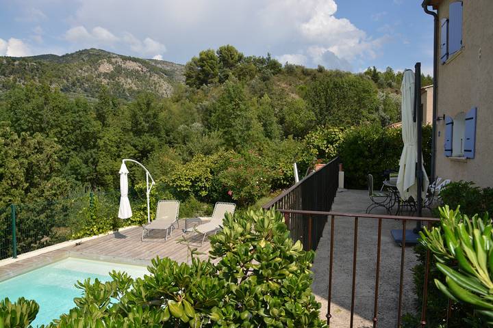 Gîte pour 5 personnes, avec terrasse à Buis-les-Baronnies - 2