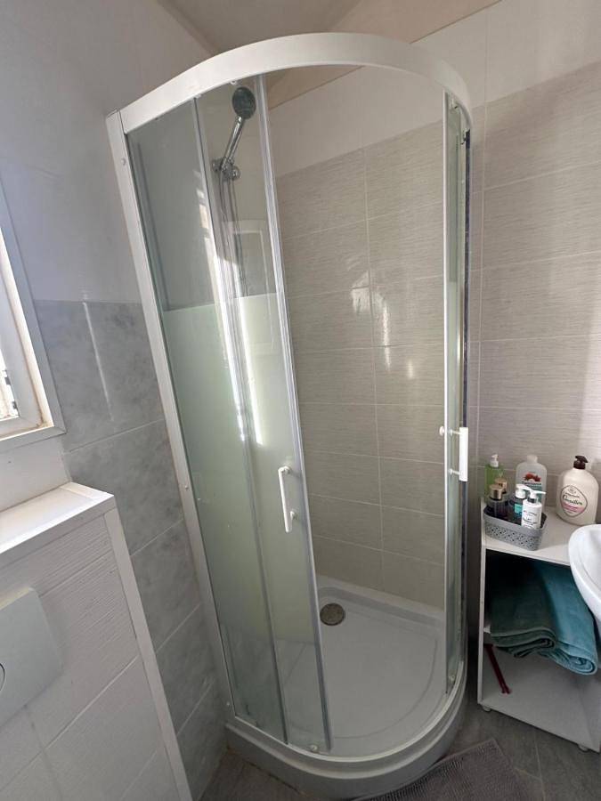 Gîte pour 4 personnes, avec terrasse ainsi que jardin et vue à Villetelle - 4