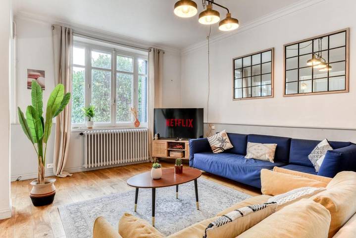 Villa pour 14 personnes, avec terrasse ainsi que vue et piscine à Carcassonne - 2