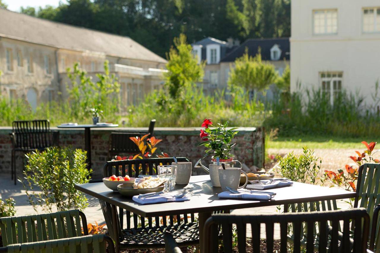 Classic Double Room in Avilly-Saint-Léonard, Oise