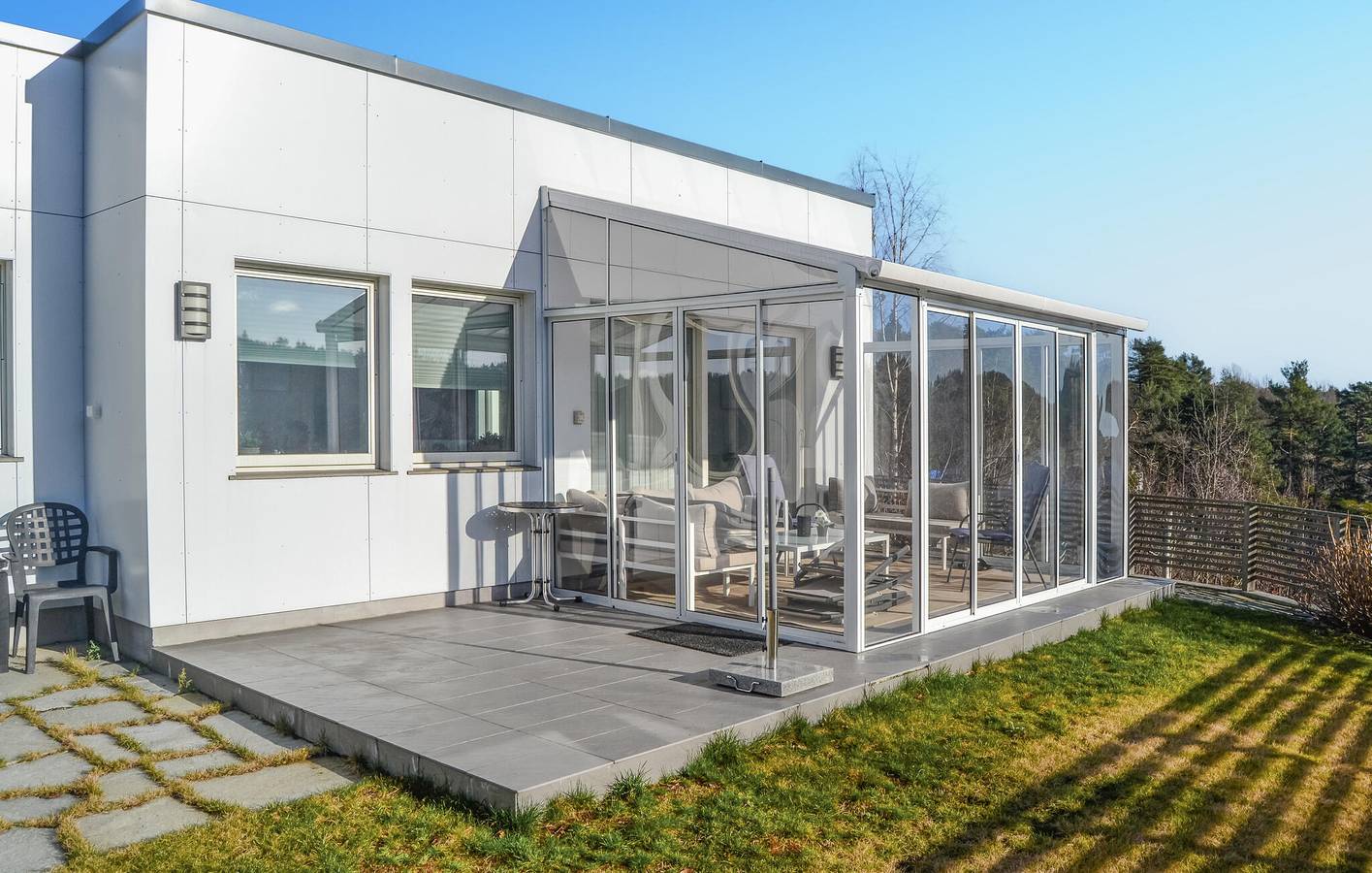 Feriehus for 6 personer med hage in Lillesand 