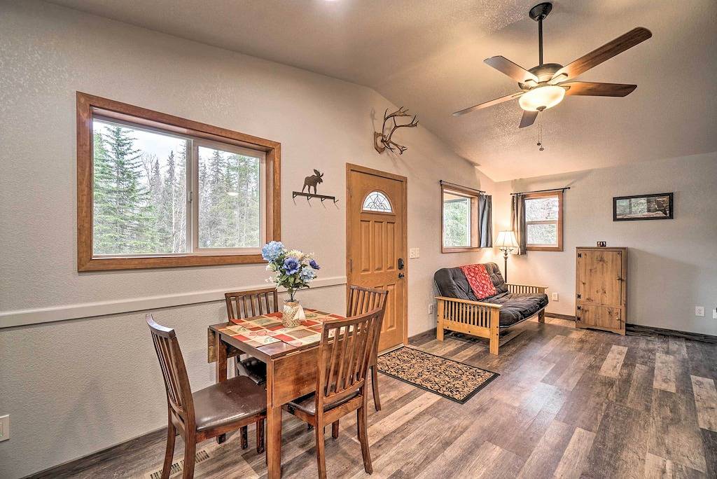 Cozy Downtown Soldotna Cabin: Dogs Welcome! in Soldotna, Kenai Peninsula