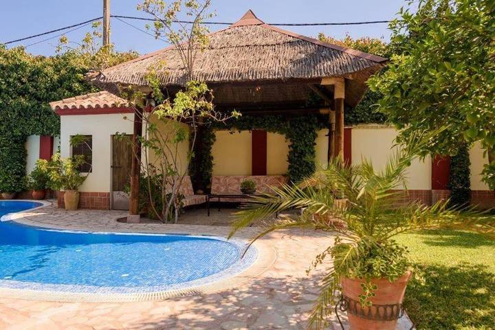 Casa rural para 10 personas, con piscina y jardín en Écija - 2