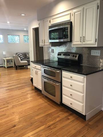 Vacation Home for 8 Guests in Village of East Hampton, North Fork, Picture 3