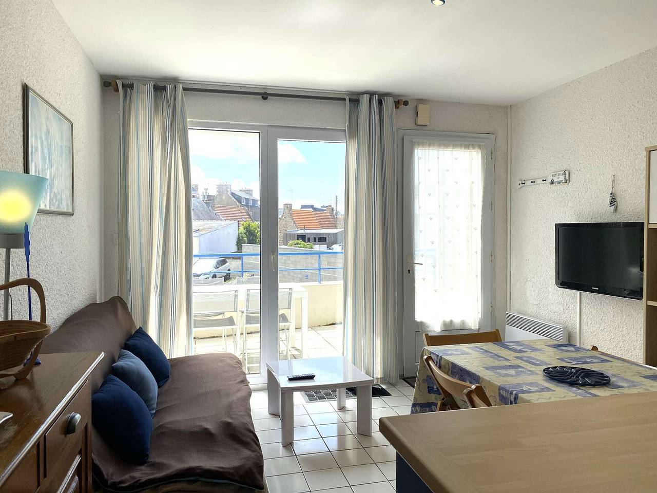 Ganze Wohnung, Appartement avec Terrasse à 100m Plage St-Guirec, 2 Chambres, Parking, Animaux Acceptés - Perros-Guirec in Ploumanac'h, Perros-Guirec