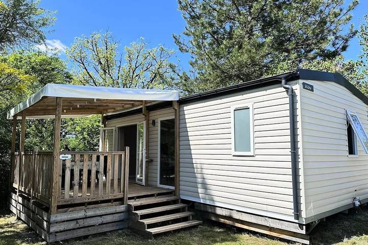 Mobil home pour 5 personnes dans Garde-Colombe
