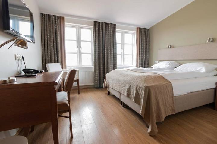 Hotel para 3 personas, con jacuzzi además de jardín y sauna en Islandia