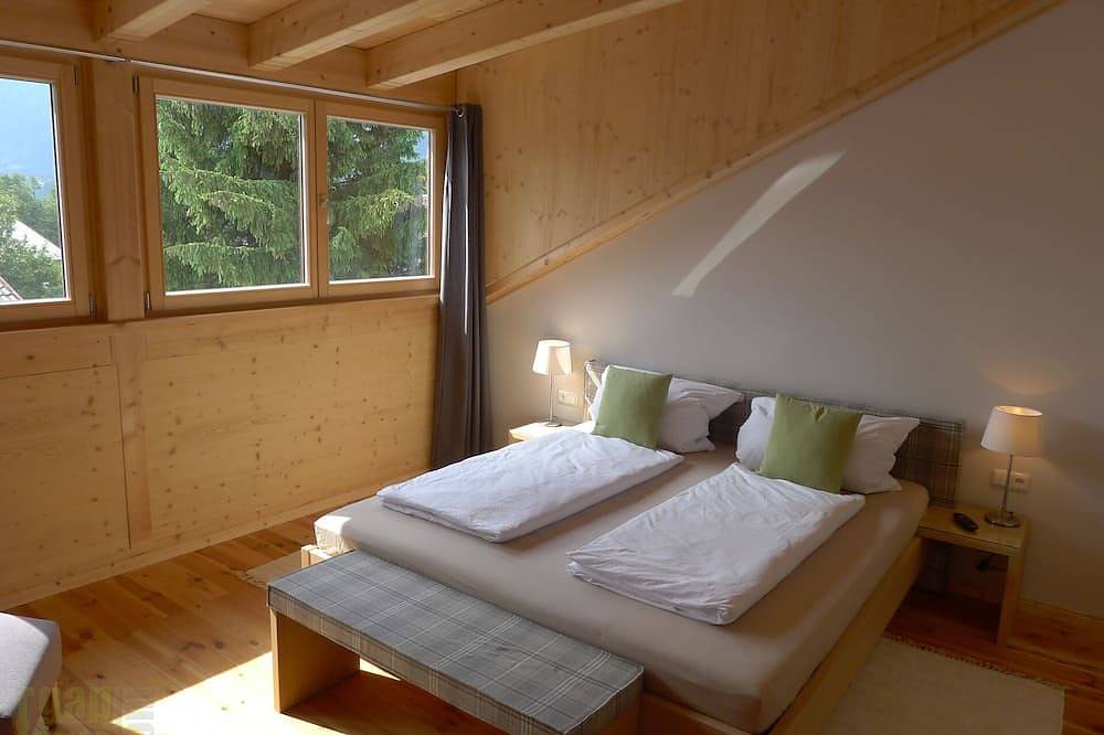 Ganze Wohnung, Fewo Mit Bayerischen Charme Und Vorzügen Der Moderne - Unweit Vom Top Skigebiet in Garmisch-Partenkirchen, Bayerische Alpen