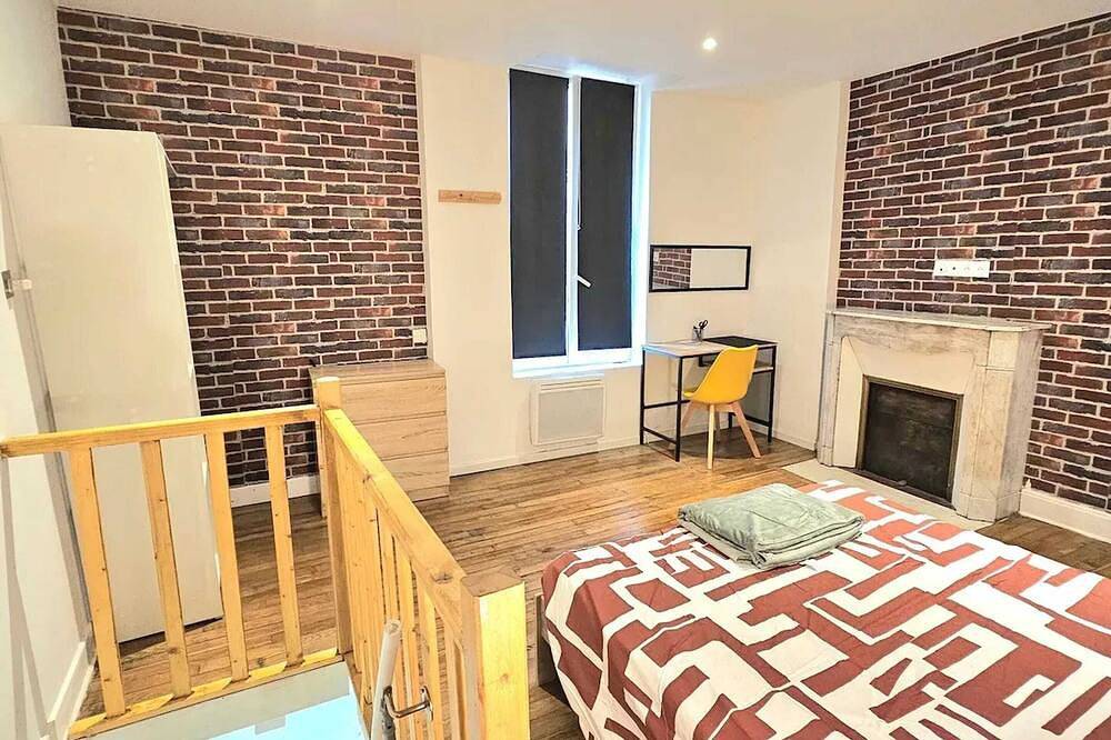 Entire apartment, Homerez - Apartment in Montluçon in Montluçon, Montluçon region