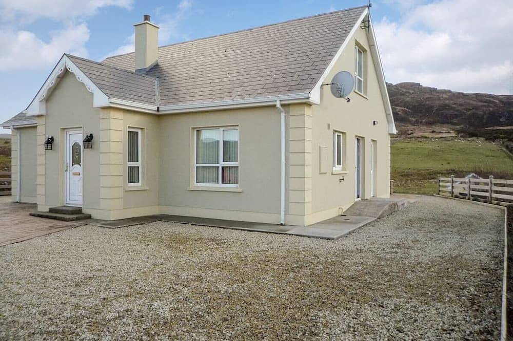Harefield Holiday Home in Largymore ED, Donegal