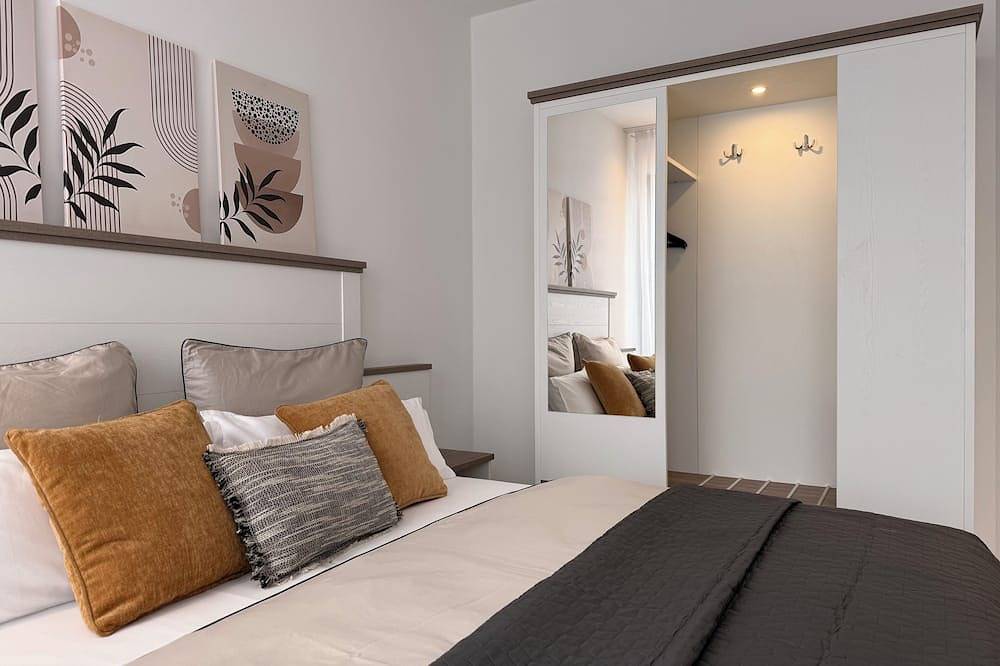 Ganze Wohnung, Salt & Smoky · Premium Altstadtzimmer in Top-Lage in Lüneburg, Nordheide