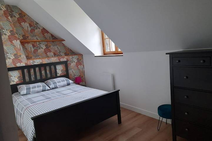 Gîte pour 8 personnes, avec terrasse et jardin à Thésée - 3