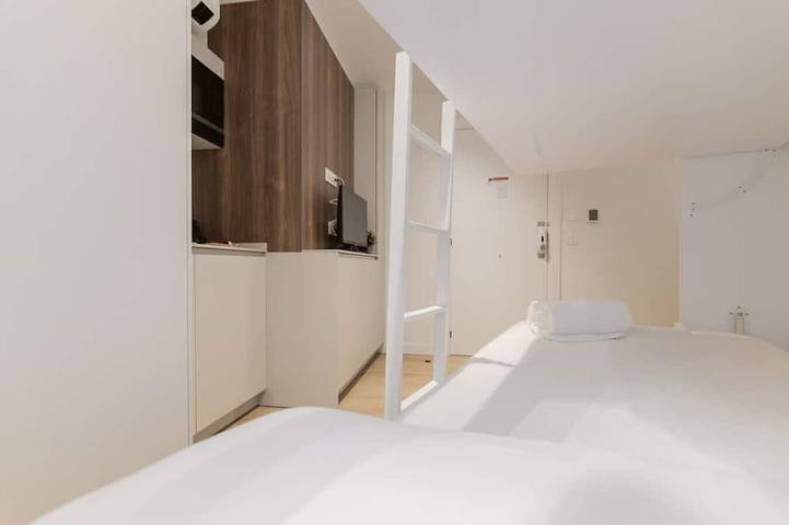 Appartamento intero, Txapitela Rooms - Perfect for 2 in Pamplona, Provincia di Navarra