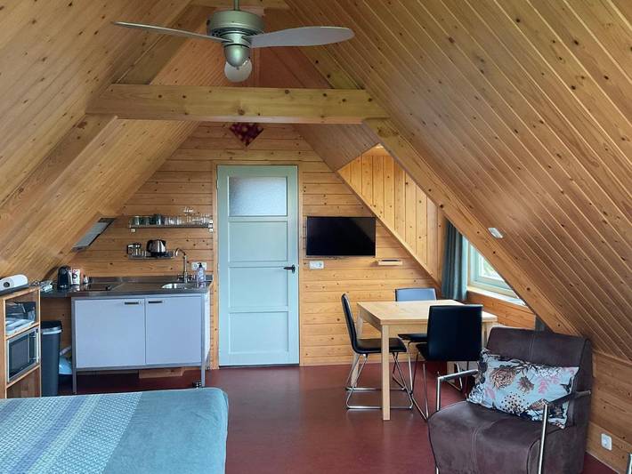 Chambre d’hôte pour 2 personnes, avec jardin ainsi que vue et terrasse - 1
