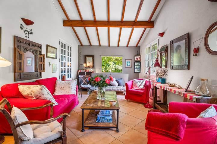 Location de vacances pour 6 personnes, avec jardin dans Plage de Saint-Cyr sur Mer Les Lecques