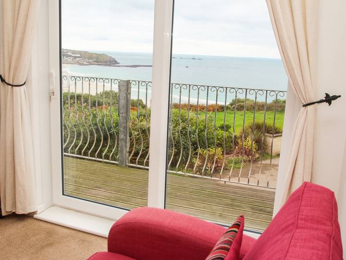 Apartment for 4 people, with garden in Cornwall