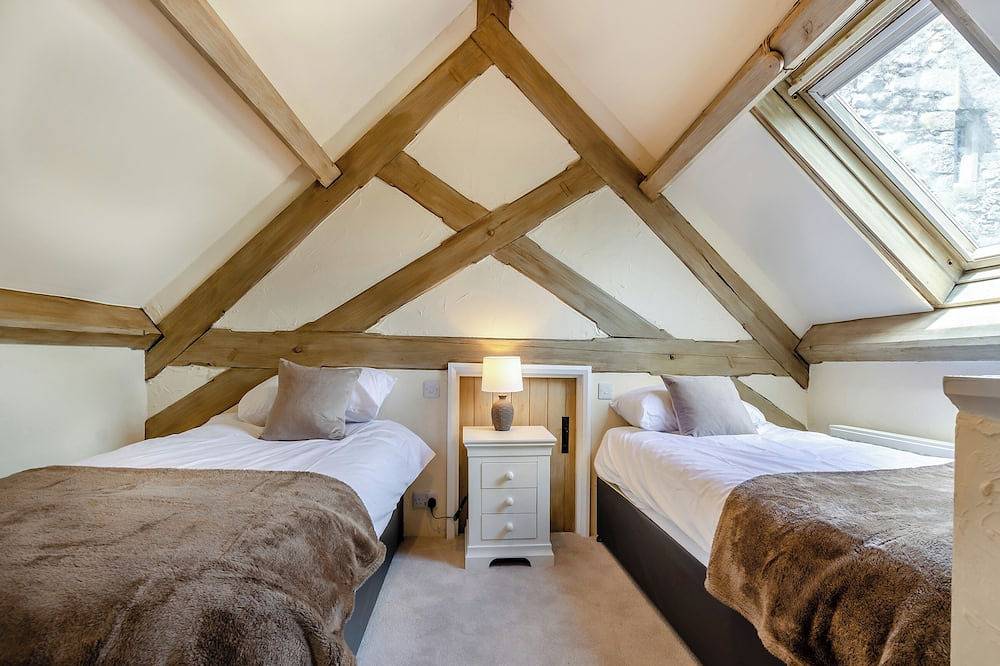 3 bedroom accommodation in Cartmel, near Grange-over-Sands in Cartmel, Lake District