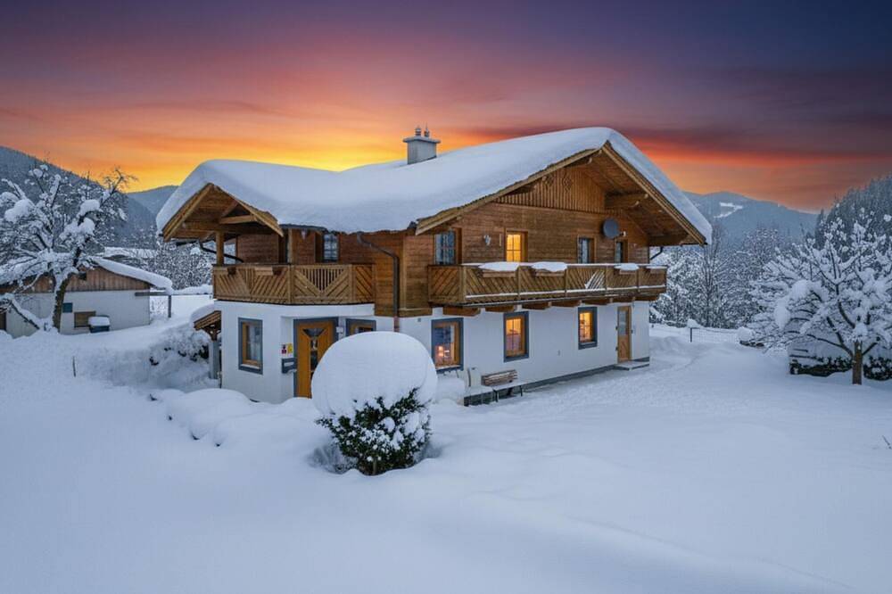 Alpiner Chalet-Charme mit Balkon in Embach in Lend, Ski Amadé