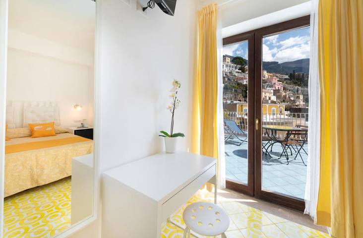 Chambre d’hôte pour 3 personnes, avec vue et jardin, animaux acceptés à Positano - 4