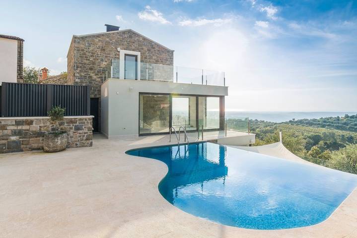 Villa für 10 Personen, mit Sauna und Pool sowie Balkon/Terrasse in Slowenien - 3