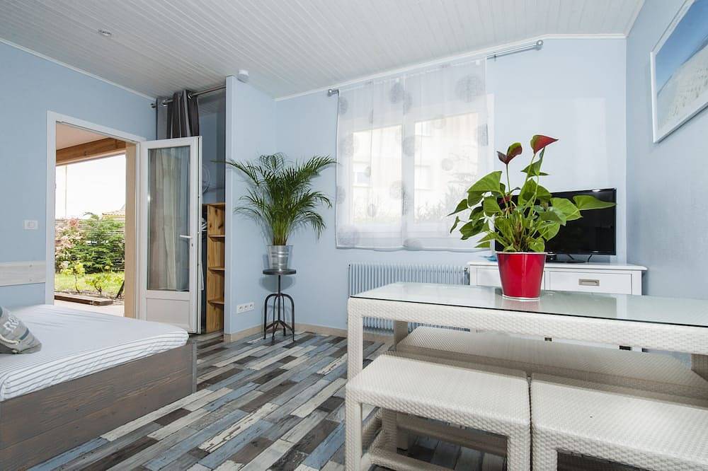 Appartement entier, Studio de 25m² pour 3 personnes, à 2 pas des ports in Gujan-Mestras, Région d'Arcachon