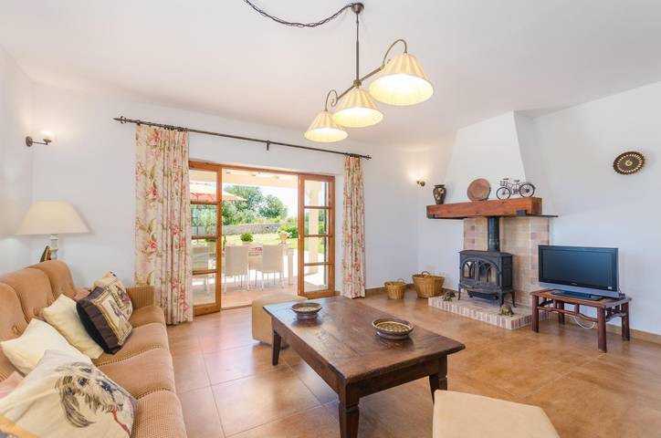Angigal - Espectacular villa con piscina privada en la tranquilidad del campo. Wifi Gratis in Manacor, Mallorca Este