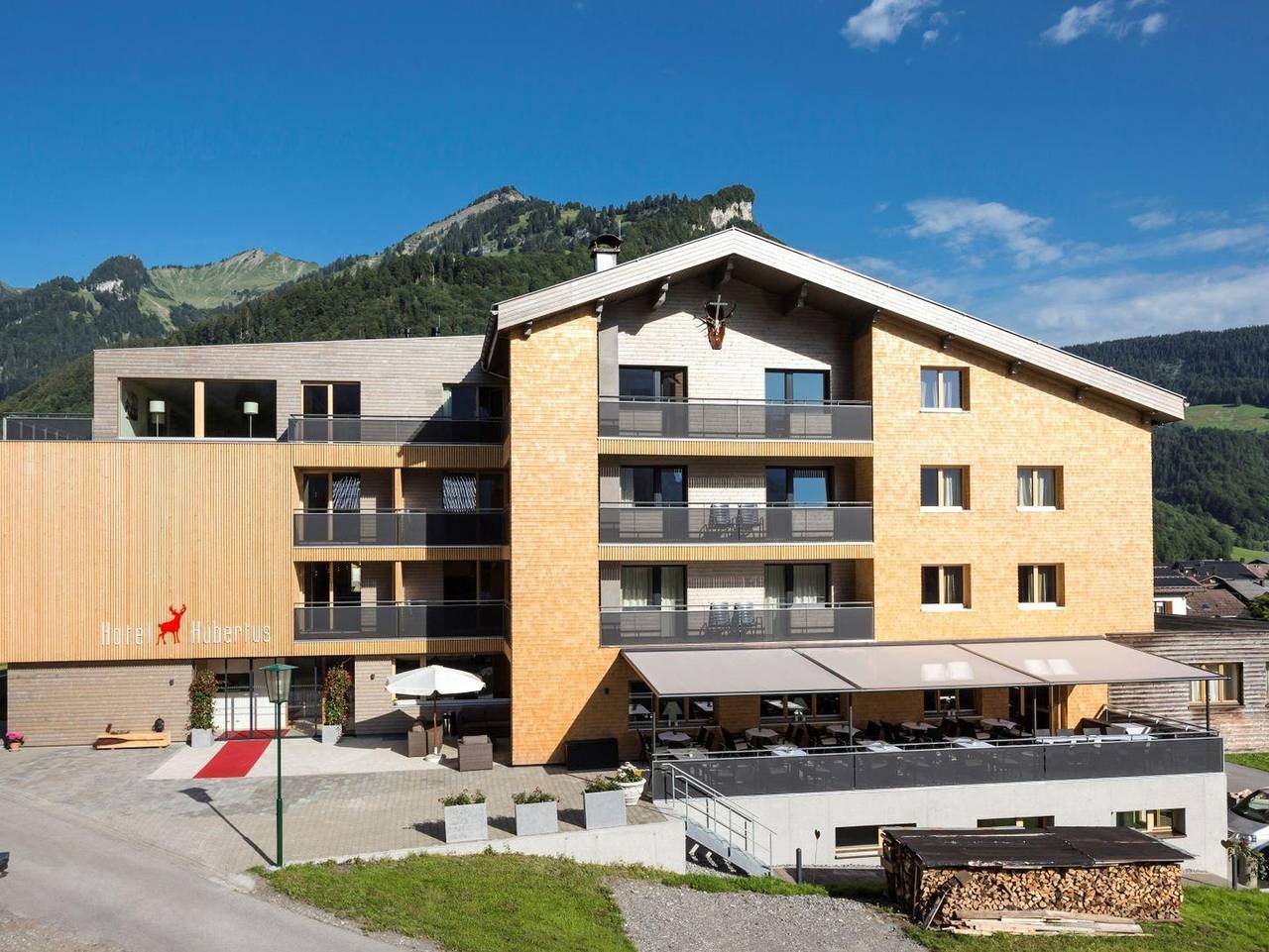 Aparthotel Hubertus Mellau - Apartment 10 mit Balkon in Mellau, Bregenzerwald