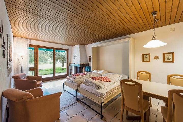 Hütte für 4 Personen, mit Balkon und Garten in Sörenberg