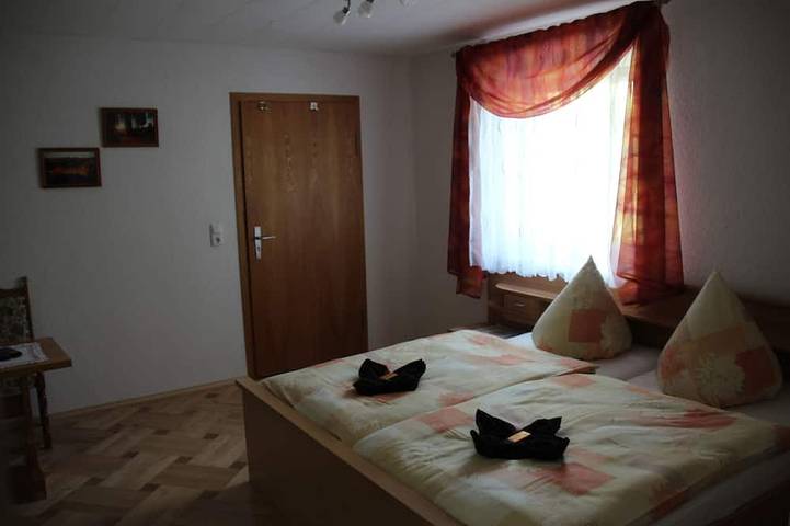 Ferienwohnung für 2 Personen, mit Garten in Sehmatal - 2