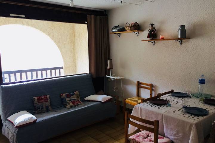 Appartement entier, Studio aux pieds des pistes in Saint-Léger-les-Mélèzes, Parc national des Écrins