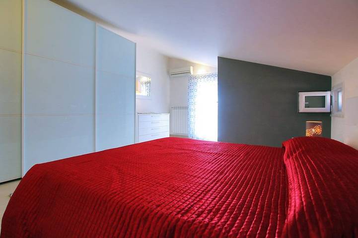 Villa Tulipano - 2 Bagni Giardino Wi-Fi Aria condizionata, Terrazza, vicino al mare in Spiaggia (Campofelice di Roccella), Campofelice di Roccella