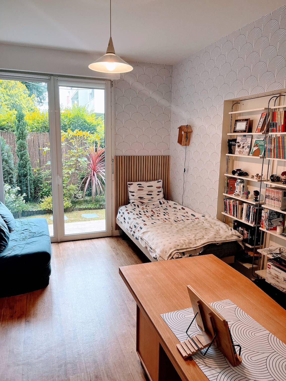 Appartement entier, Appartement "Sur Jardin Clos" avec terrasse privée, jardin privé et Wi-Fi in Saint-Cloud, Hauts-de-Seine