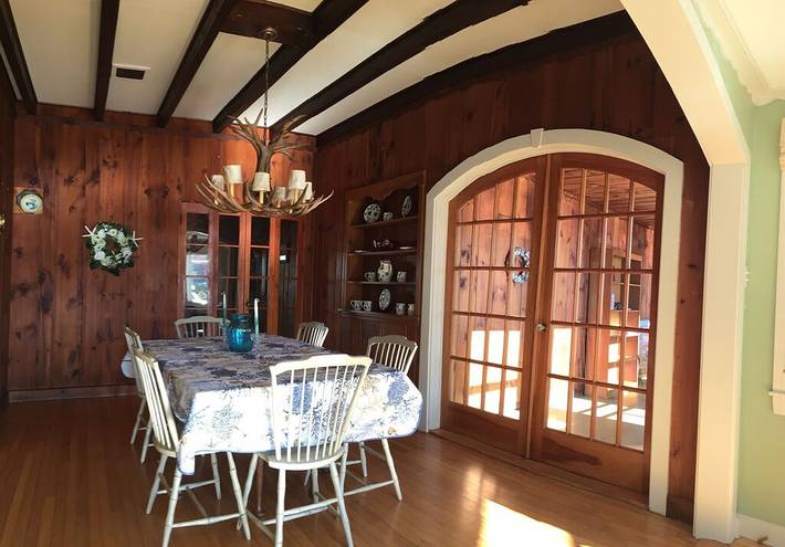 Vacation rental for 10 people, with terrace in New England