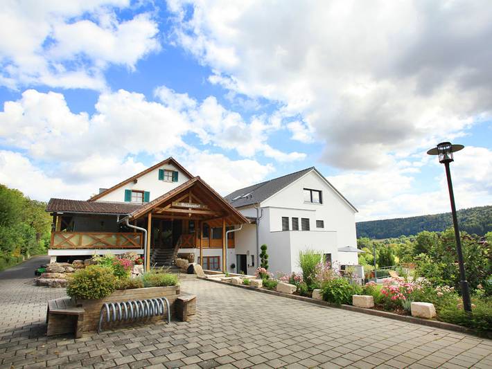 Ferienwohnung für 2 Personen, mit Balkon und Balkon/Terrasse sowie Terrasse und Garten in Beilngries - 3
