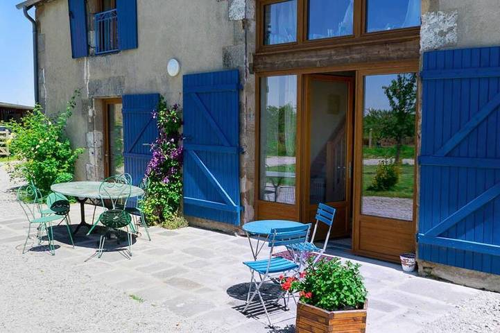 Gîte pour 10 personnes, avec jardin ainsi que balcon et piscine - 1