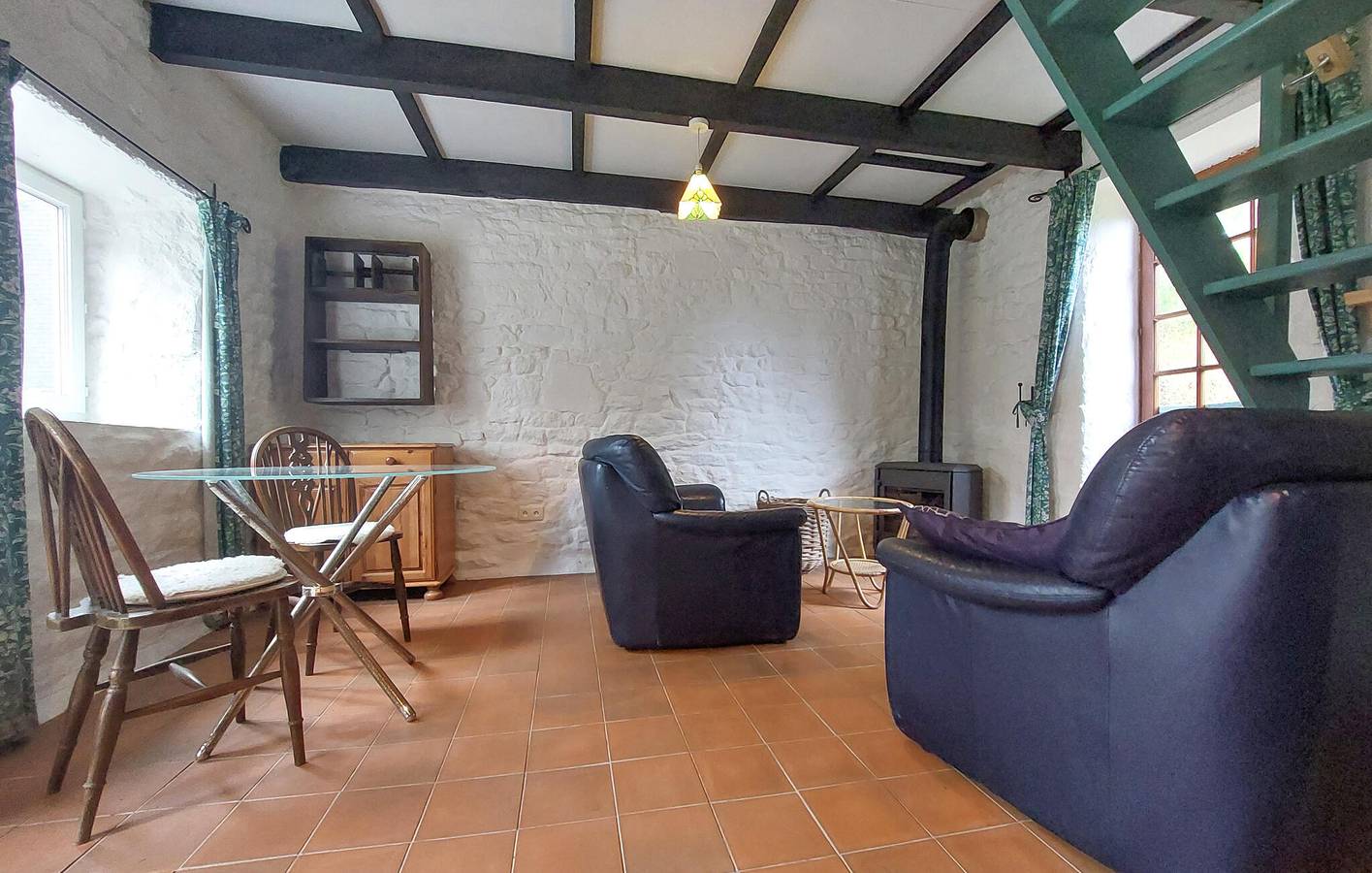 Lignol Retreat avec terrasse, jardin, parking - 2.5km du centre ville et de la rivière in Lignol, Région de Pontivy