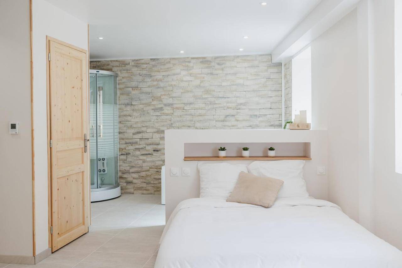 Appartement entier, Magnifique Loft Balnéo Hammam #3 in Embrun, Parc national des Écrins